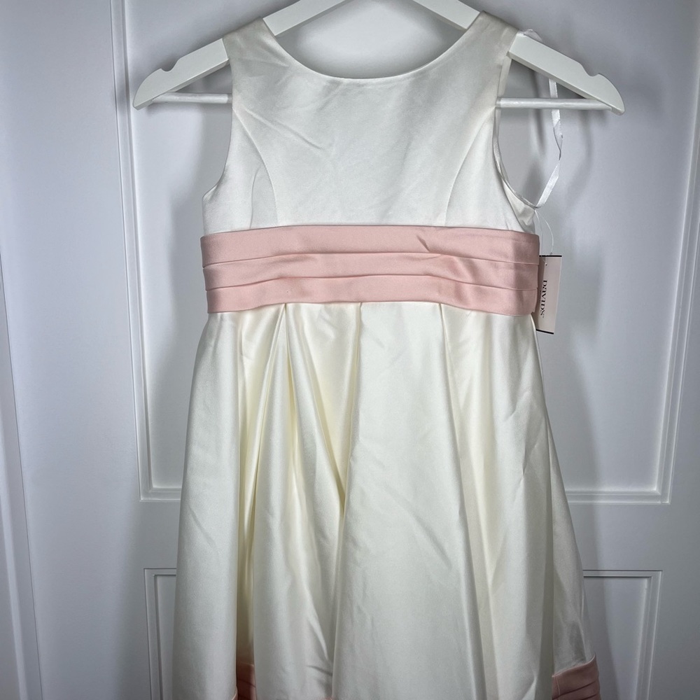Adorable flower girl dress from David’s Bridal. Perfect for Wedding Season✨